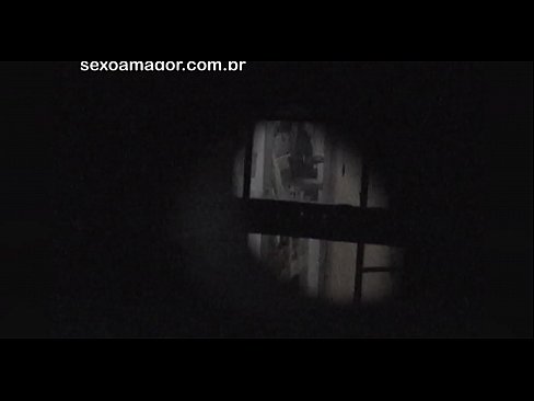 ❤️ Blondie hè videoregistrata in segretu da un voyeur di u quartieru nascostu daretu à i mattoni cavi Super porn à co.kutjeporno.ru ﹏
