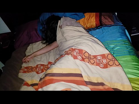 ❤️ Stepson rimprovera a so ghjovana matrigna mentre dorme. Super porn à co.kutjeporno.ru ﹏