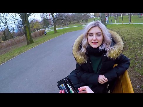 ❤️ Swallows cum hot di un stranieru per soldi - pompini in u parcu da Eva Elfie Super porn à co.kutjeporno.ru ﹏